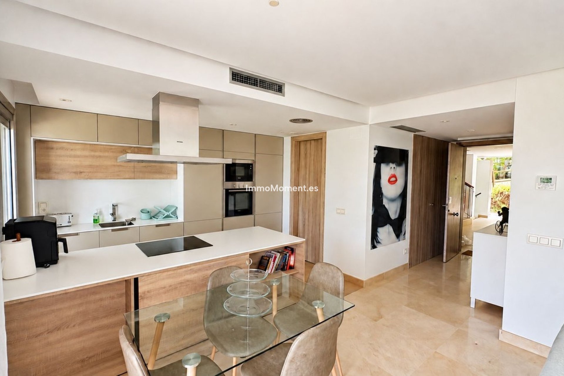 Resale - Apartment - Benahavís - Benahavís Centro
