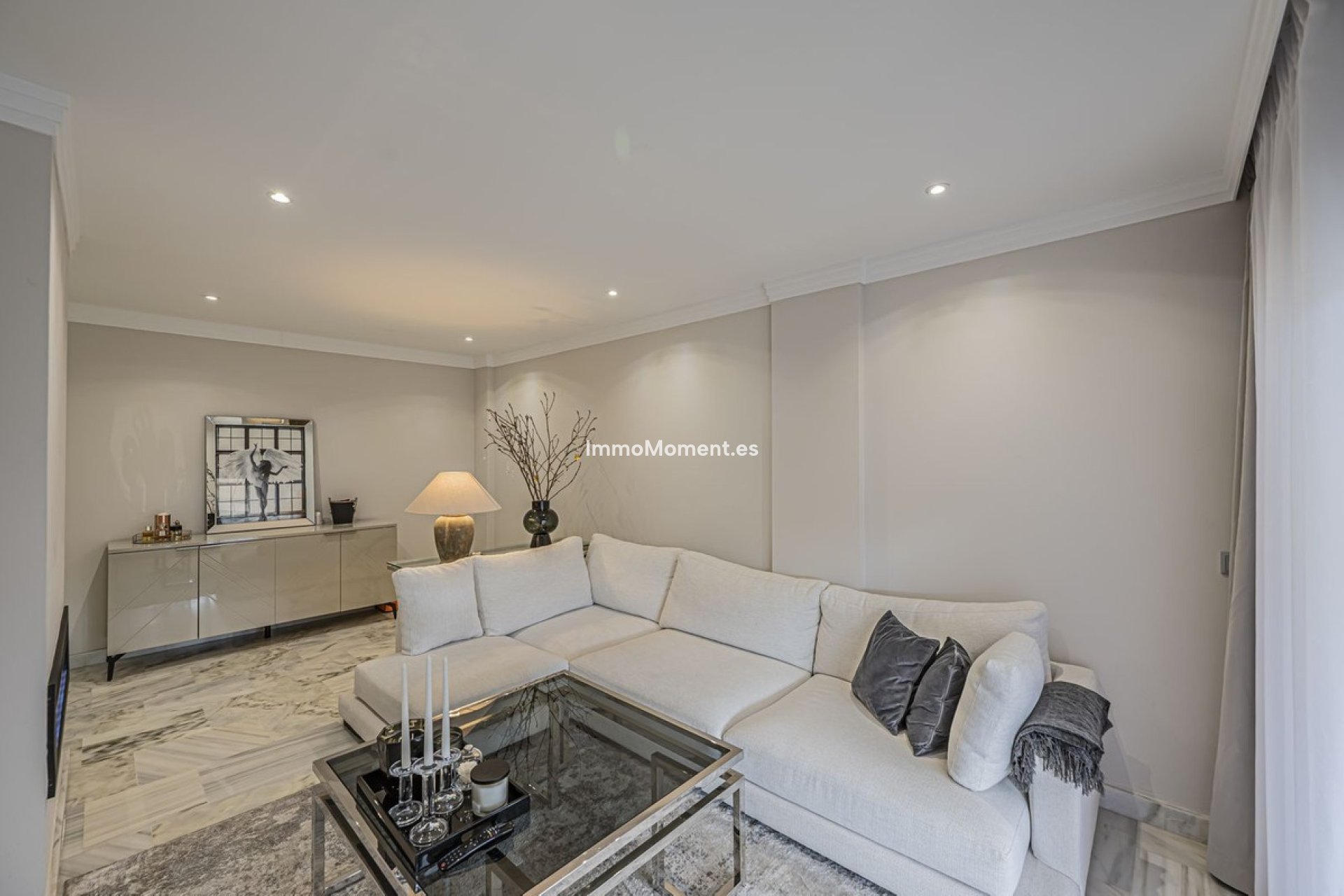 Resale - Apartment - Benahavís - Benahavís Centro