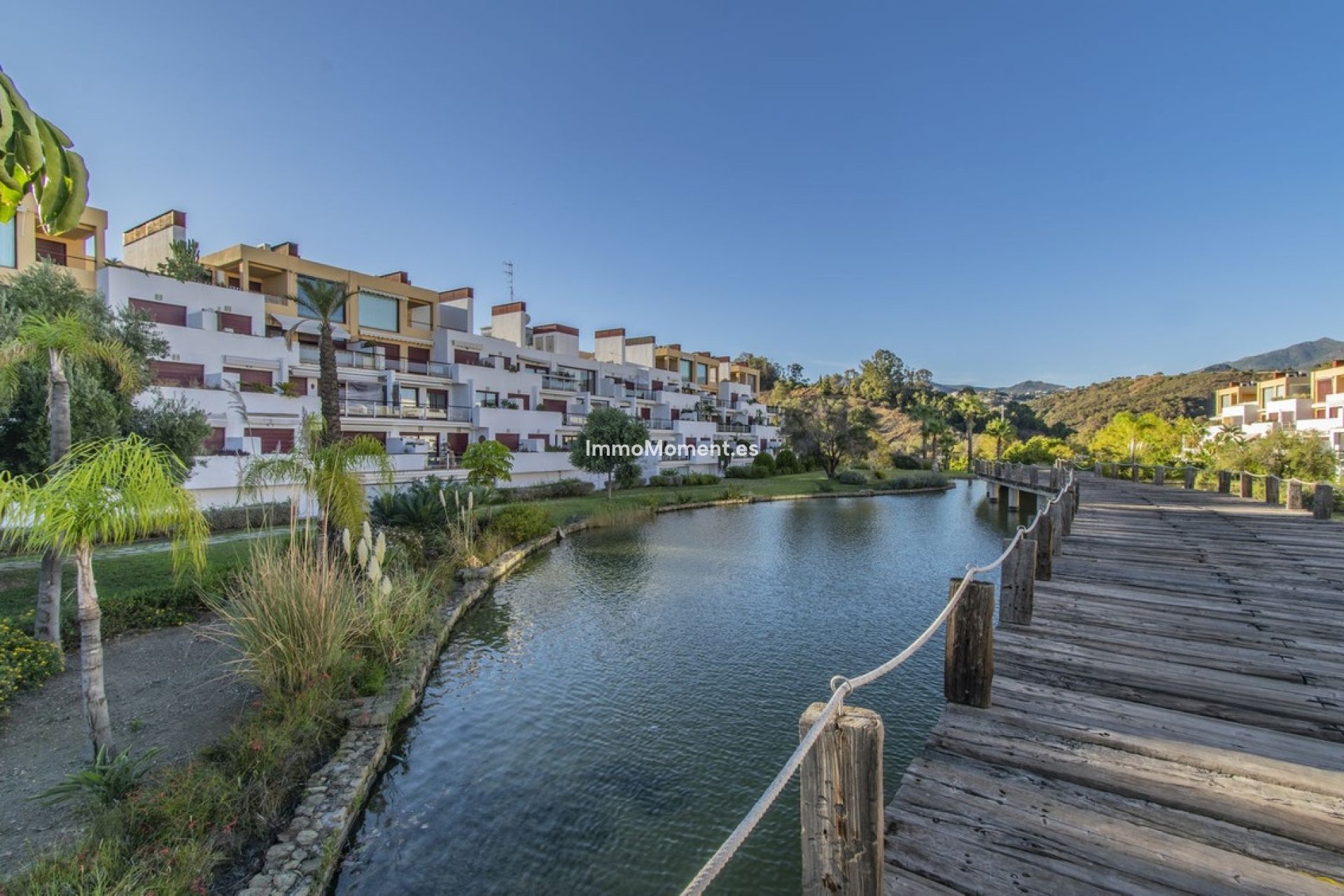 Resale - Apartment - Benahavís - Benahavís Centro