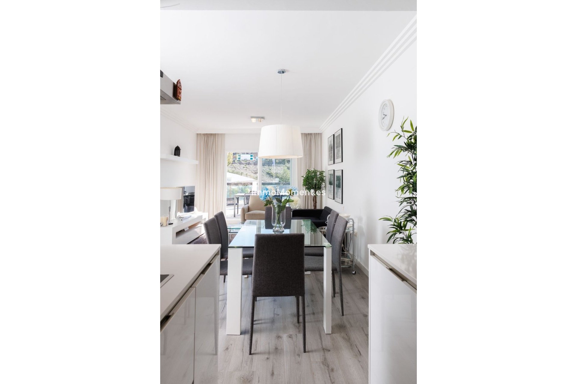 Resale - Apartment - Benahavís - Benahavís Centro