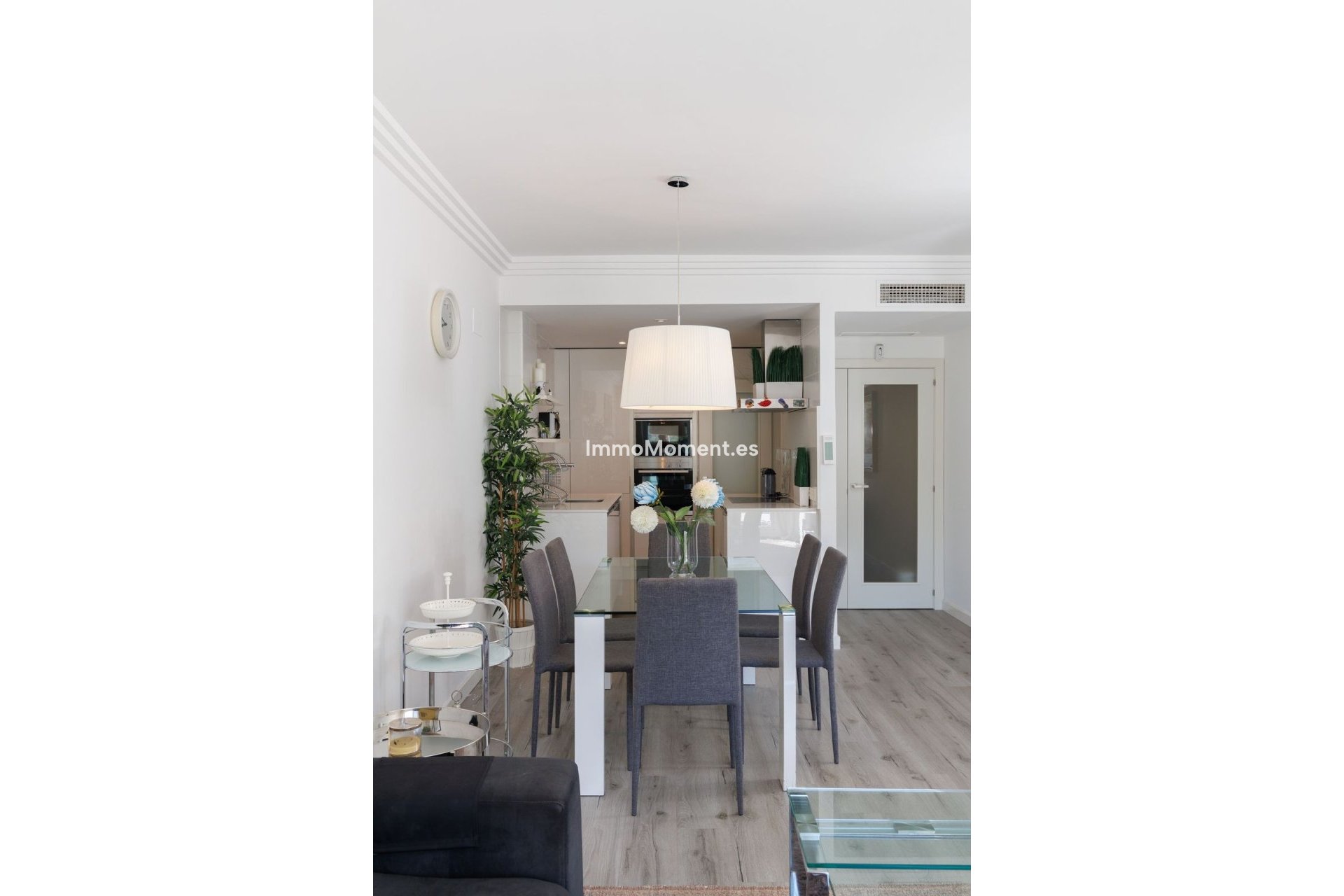 Resale - Apartment - Benahavís - Benahavís Centro