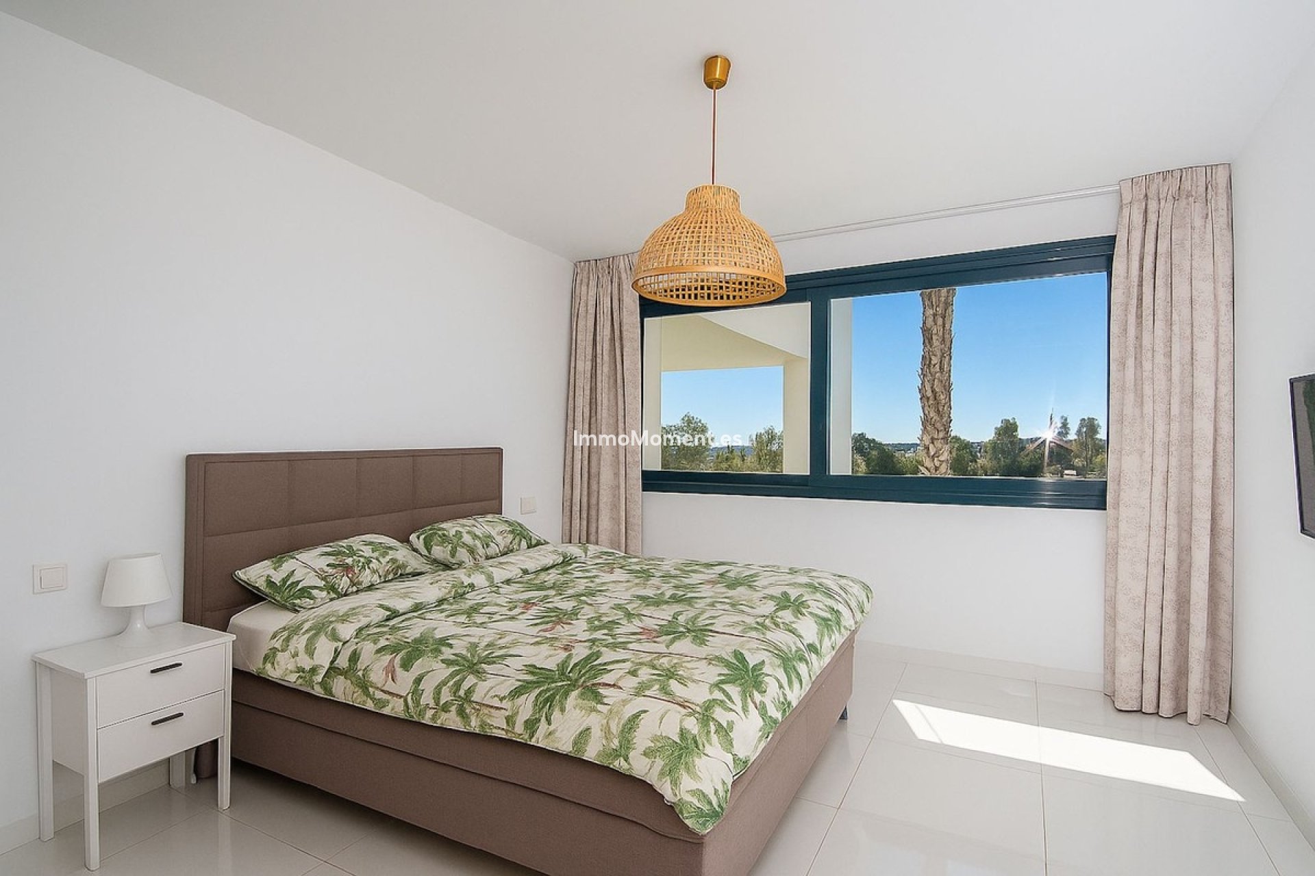Resale - Apartment - Benahavís - Benahavís Centro