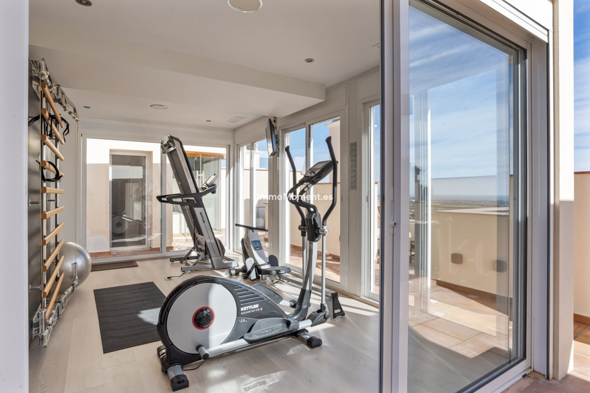 Resale - Apartment - Benahavís - Benahavís Centro