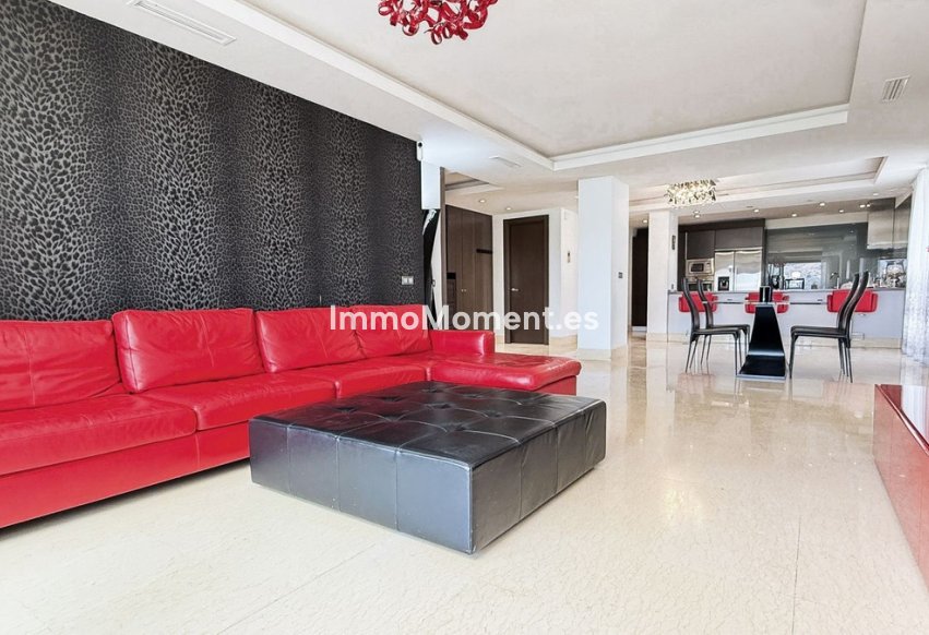 Resale - Apartment - Benahavís - Benahavís Centro