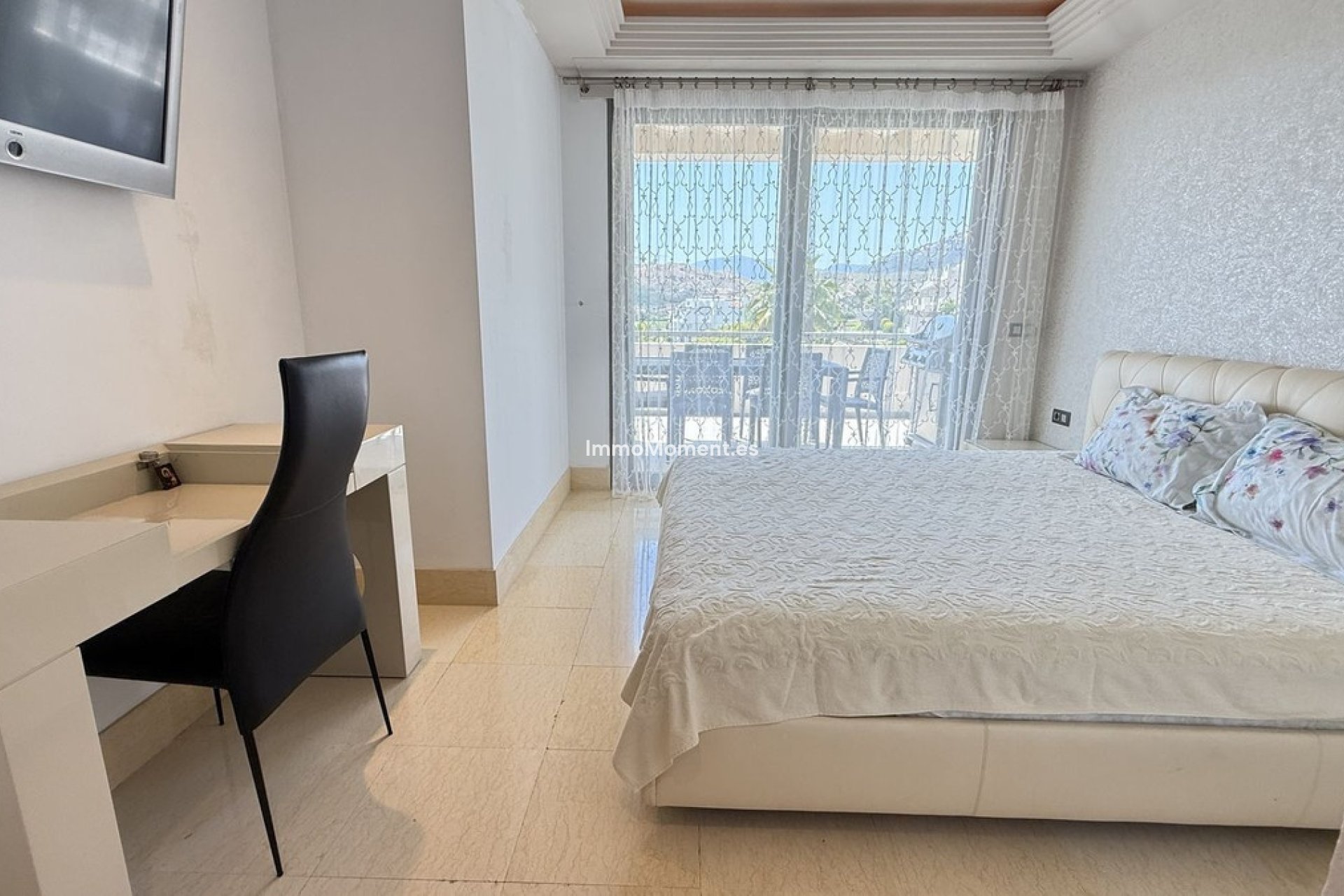 Resale - Apartment - Benahavís - Benahavís Centro
