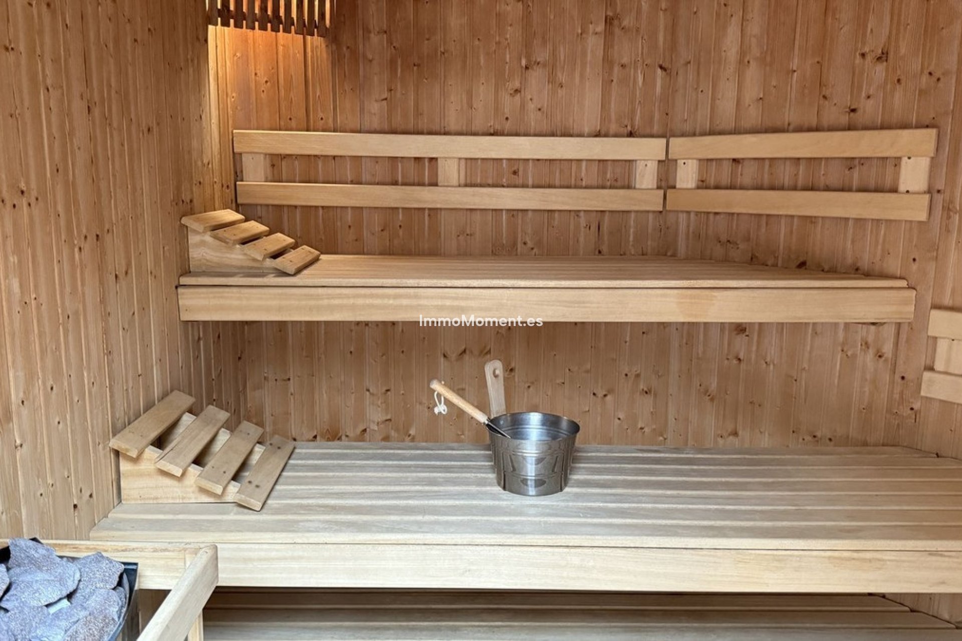 Resale - Apartment - Benahavís - Benahavís Centro