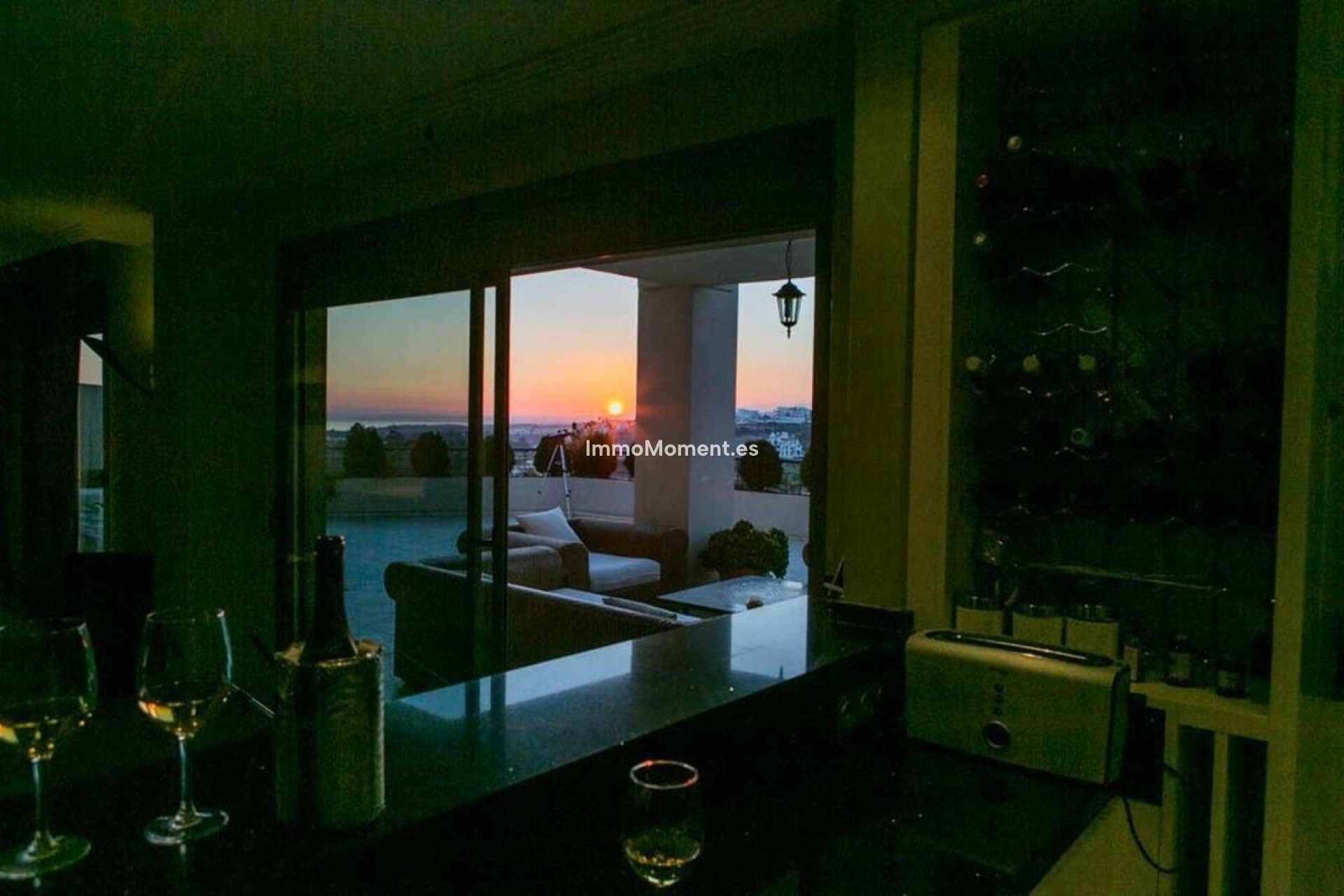 Resale - Apartment - Benahavís - Benahavís Centro