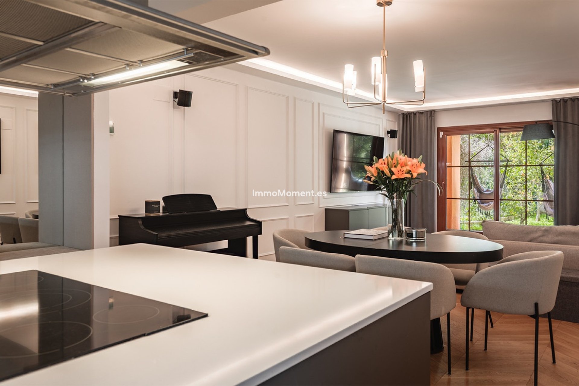 Resale - Apartment - Benahavís - Benahavís Centro