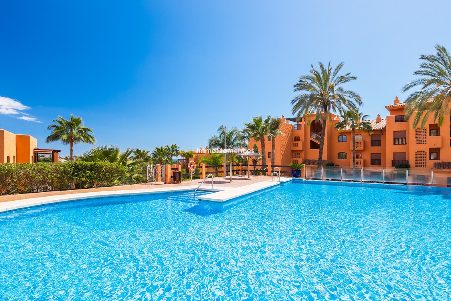 Resale - Apartment - Benahavís - Benahavís Centro