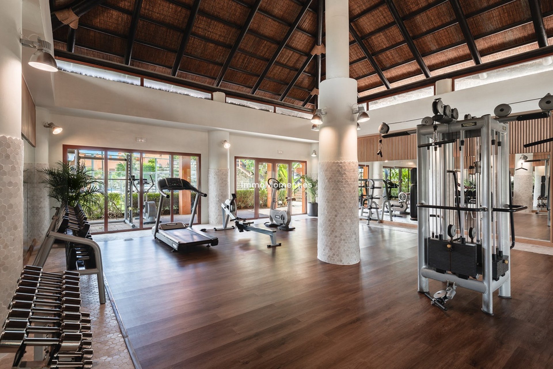 Resale - Apartment - Benahavís - Benahavís Centro