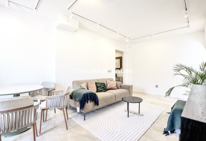 Resale - Apartment - Benahavís - Benahavís Centro