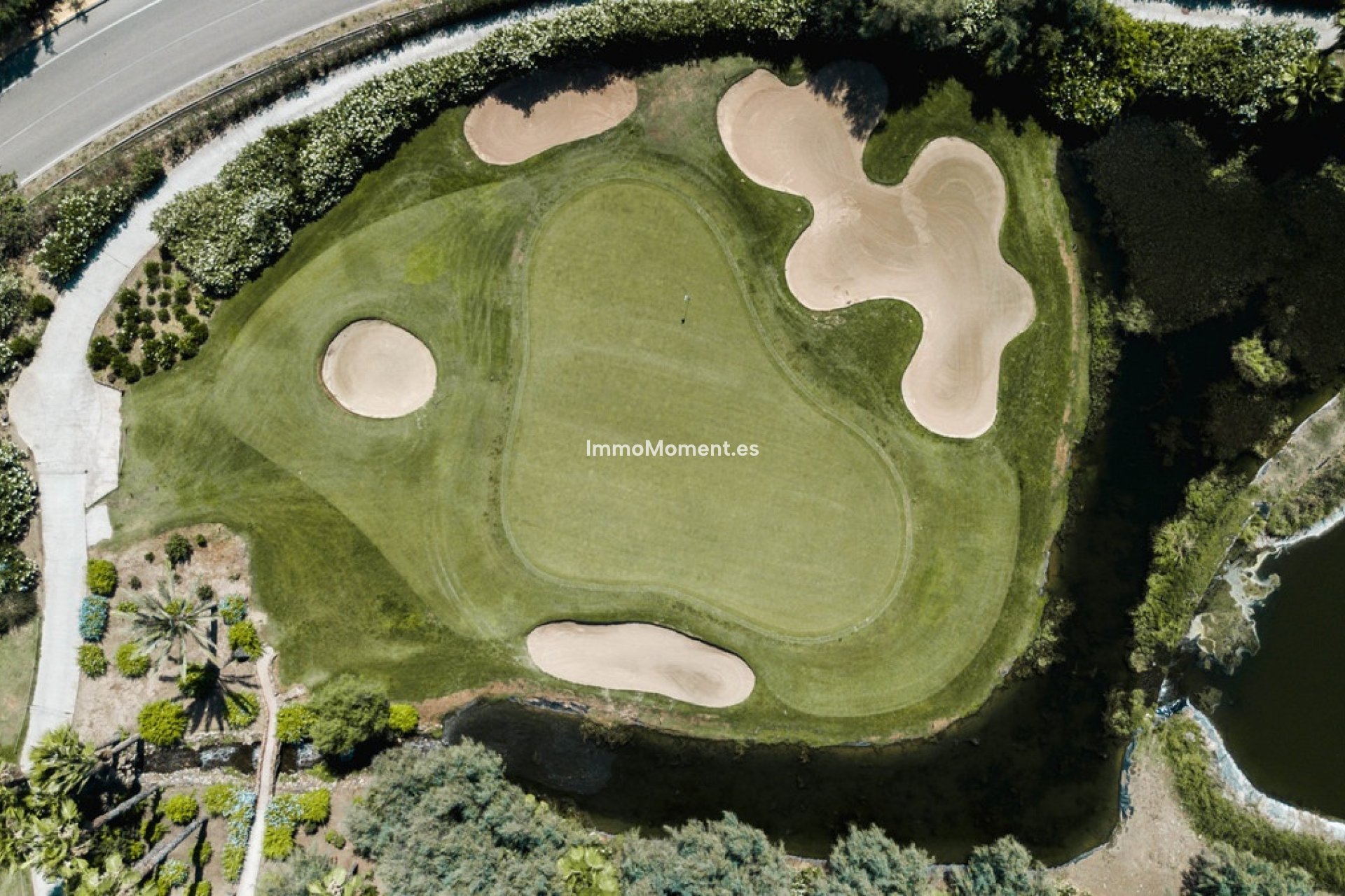 Resale - Apartment - Benahavís - Benahavís Centro