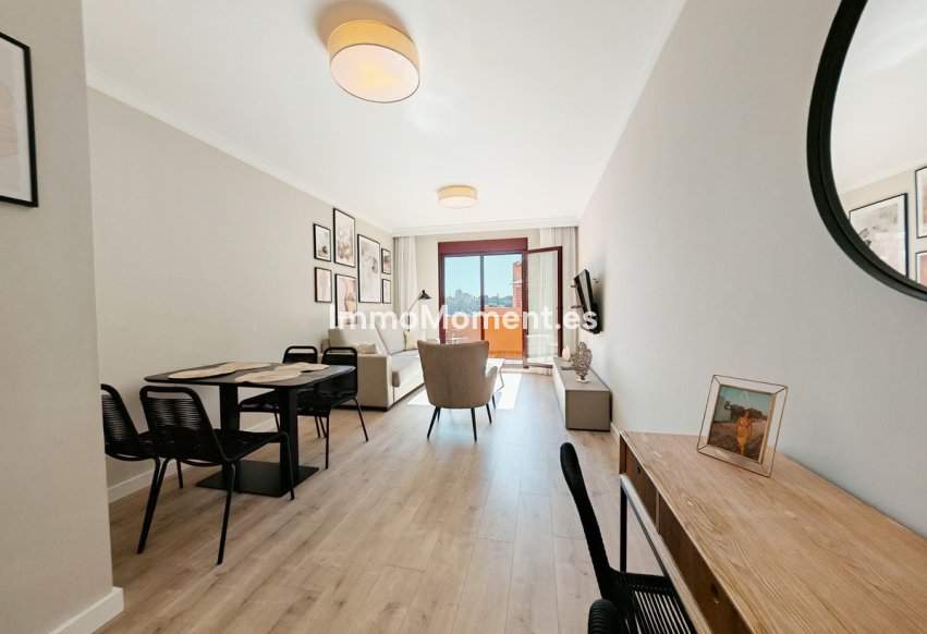 Resale - Apartment - Benahavís - Benahavís Centro