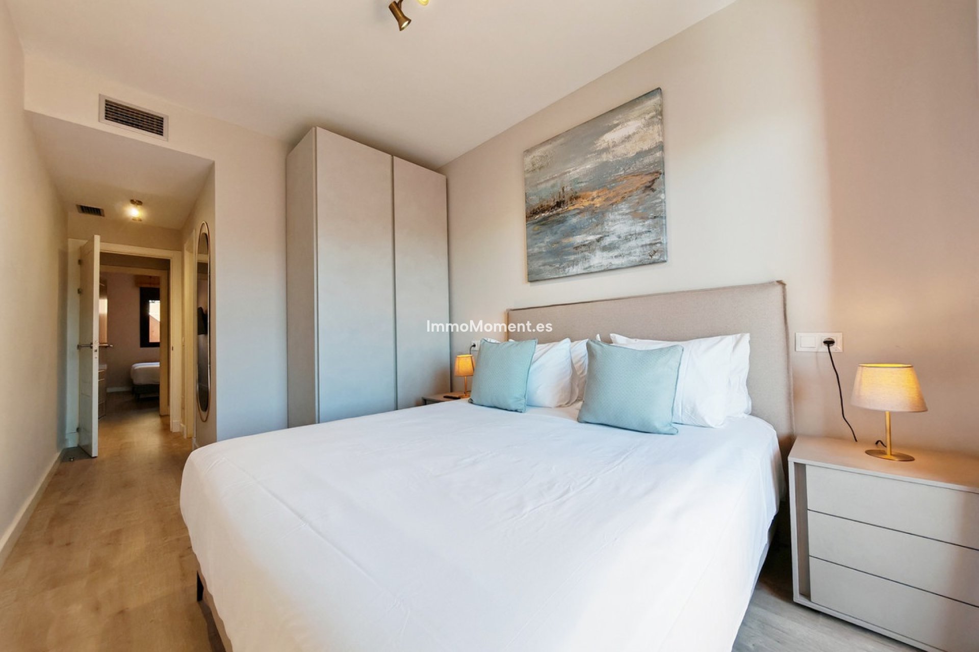 Resale - Apartment - Benahavís - Benahavís Centro