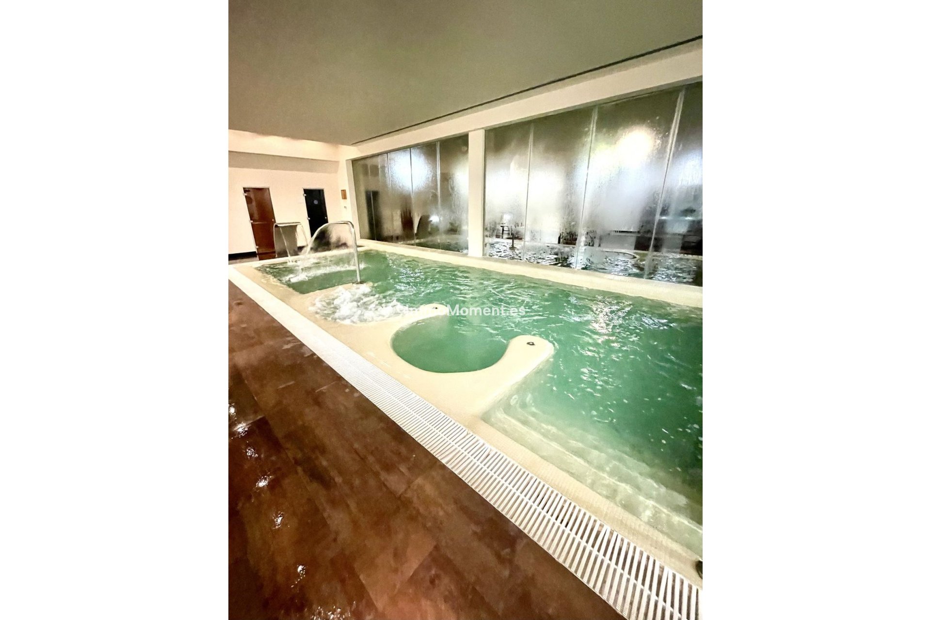 Resale - Apartment - Benahavís - Benahavís Centro