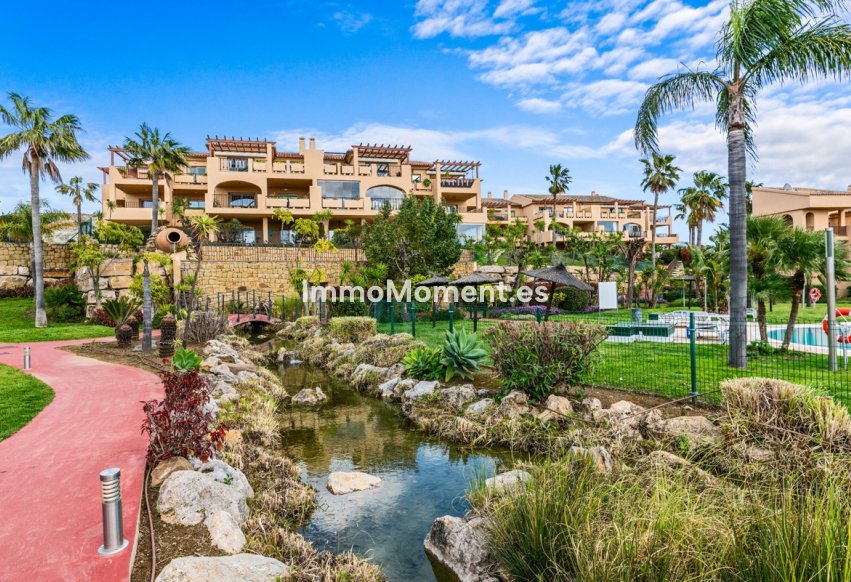 Resale - Apartment - Benahavís - Benahavís Centro