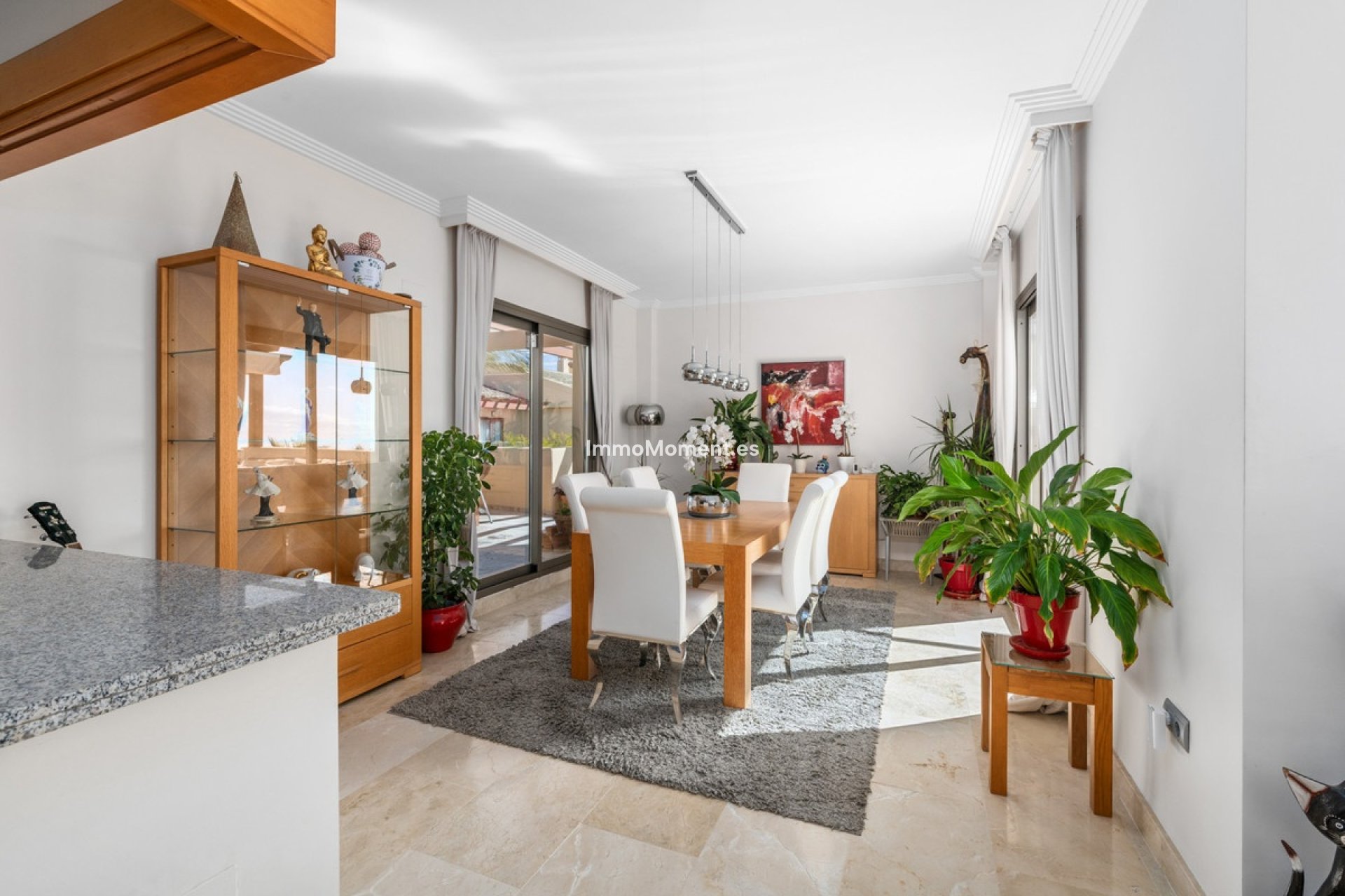Resale - Apartment - Benahavís - Benahavís Centro