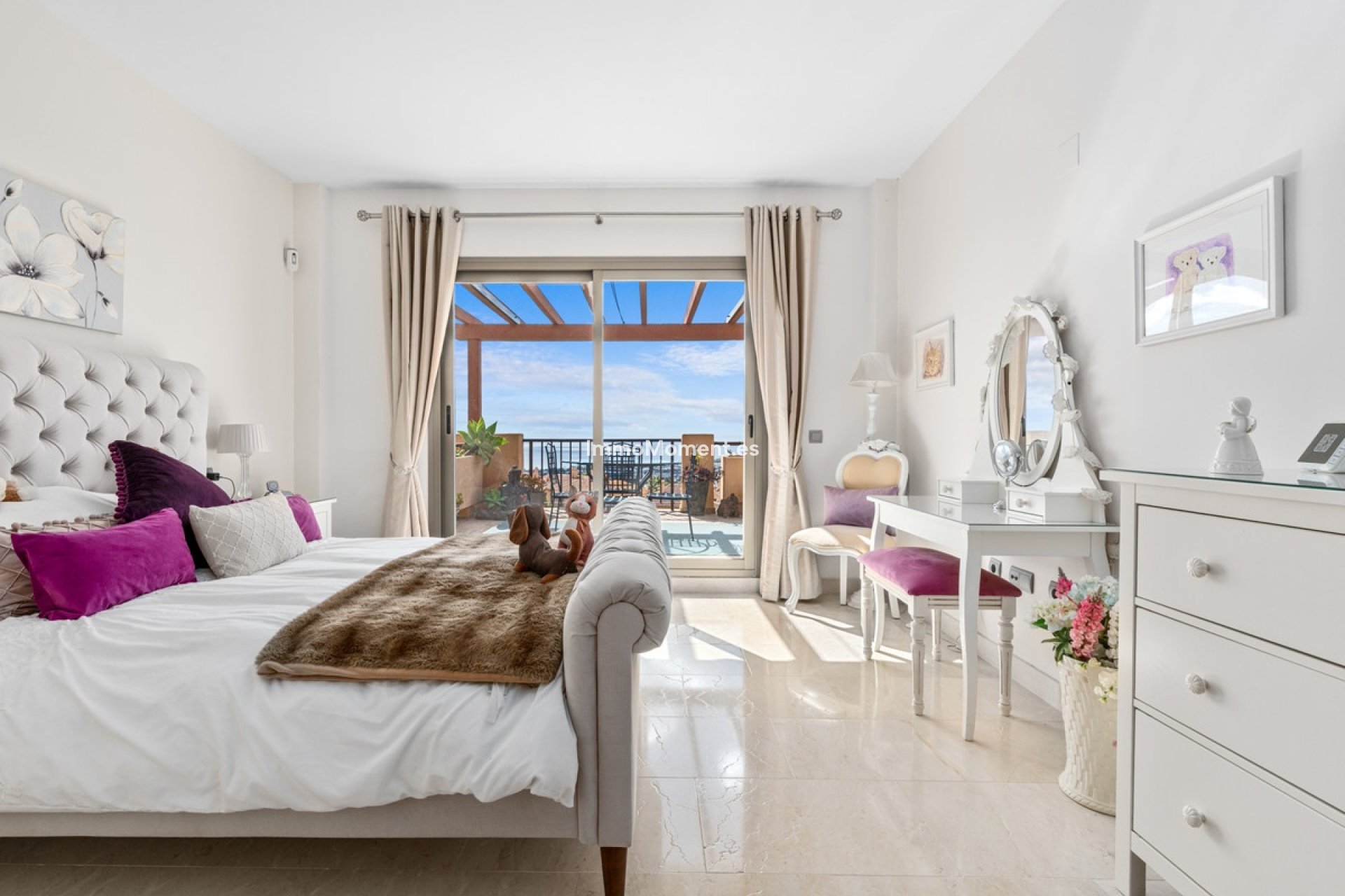 Resale - Apartment - Benahavís - Benahavís Centro