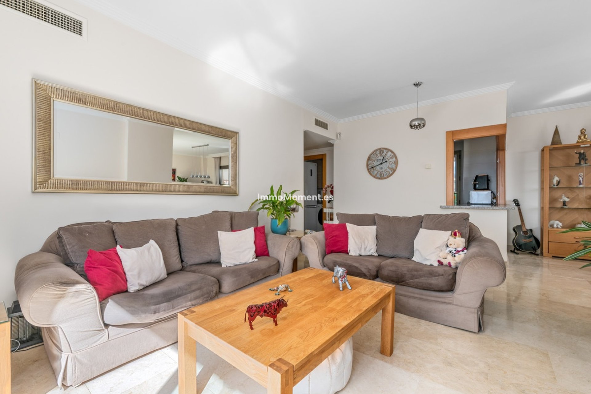 Resale - Apartment - Benahavís - Benahavís Centro