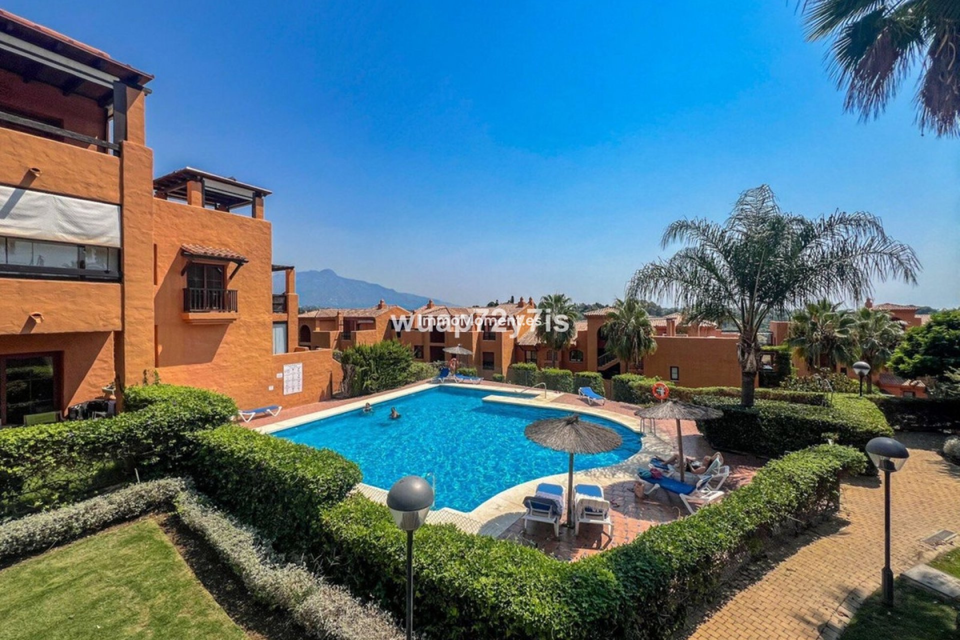 Resale - Apartment - Benahavís - Benahavís Centro