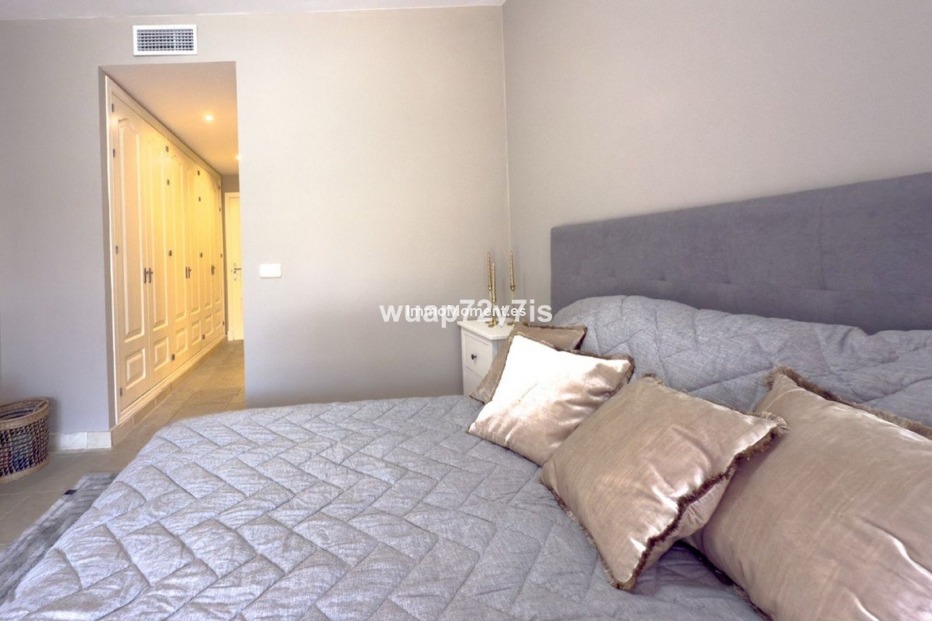 Resale - Apartment - Benahavís - Benahavís Centro