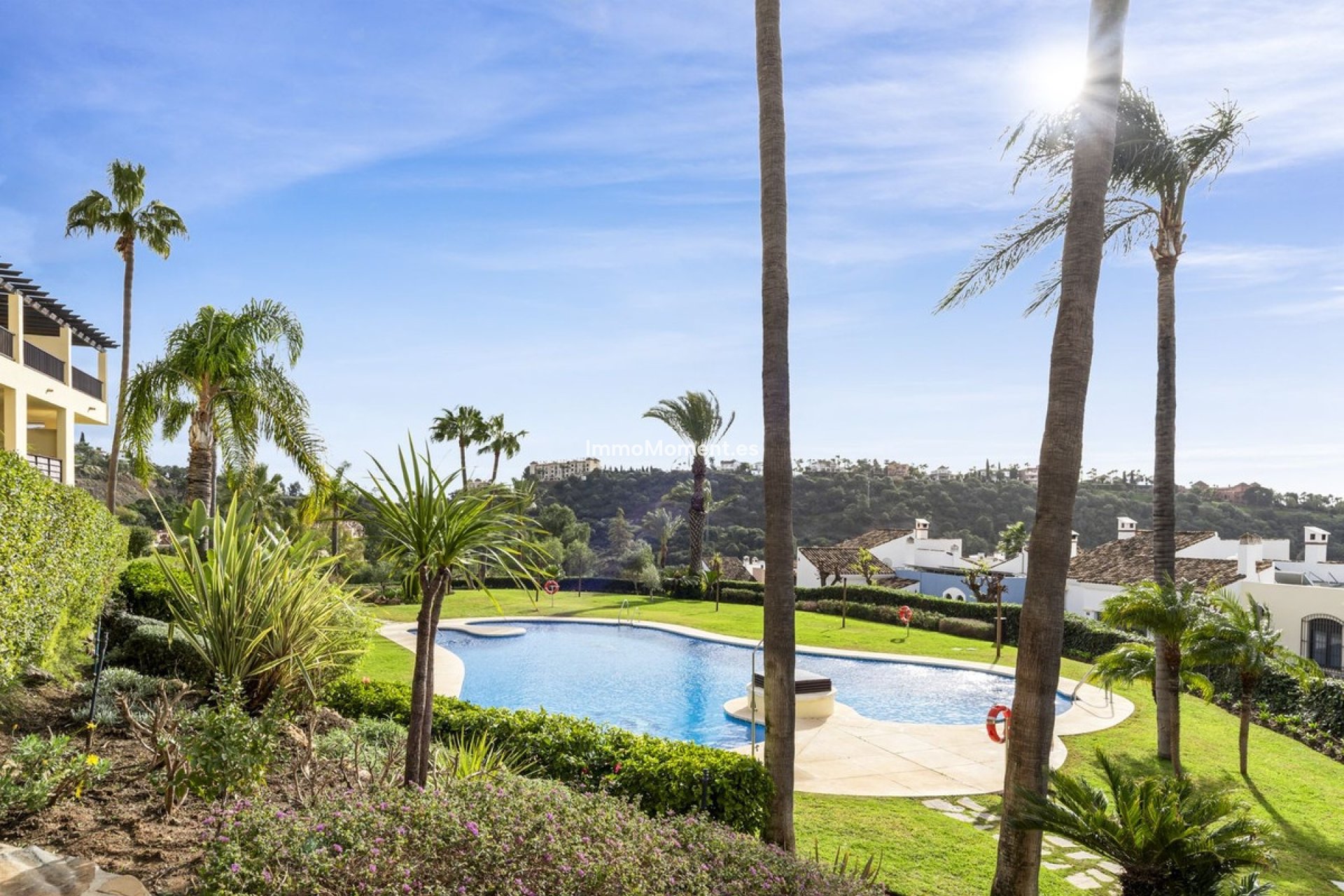 Resale - Apartment - Benahavís - Benahavís Centro