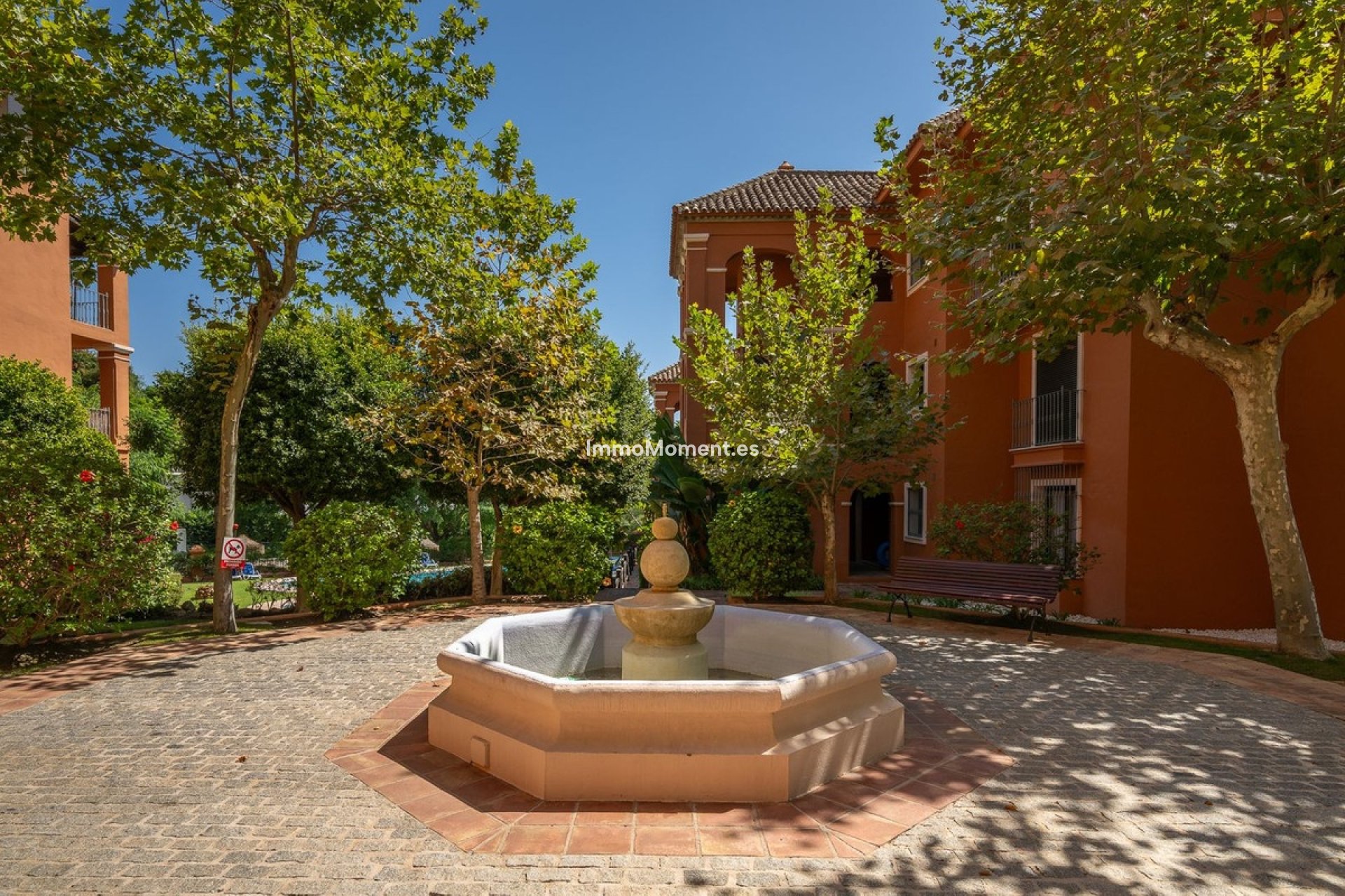 Resale - Apartment - Benahavís - Benahavís Centro