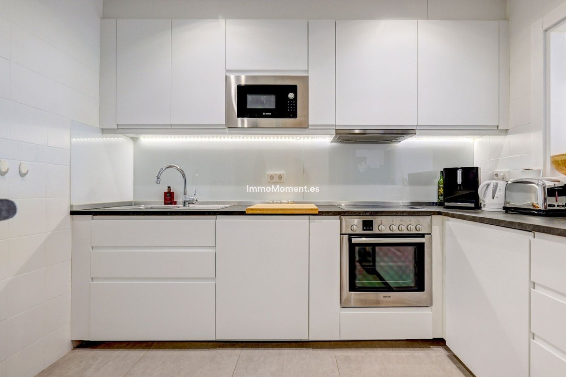 Resale - Apartment - Benahavís - Benahavís Centro