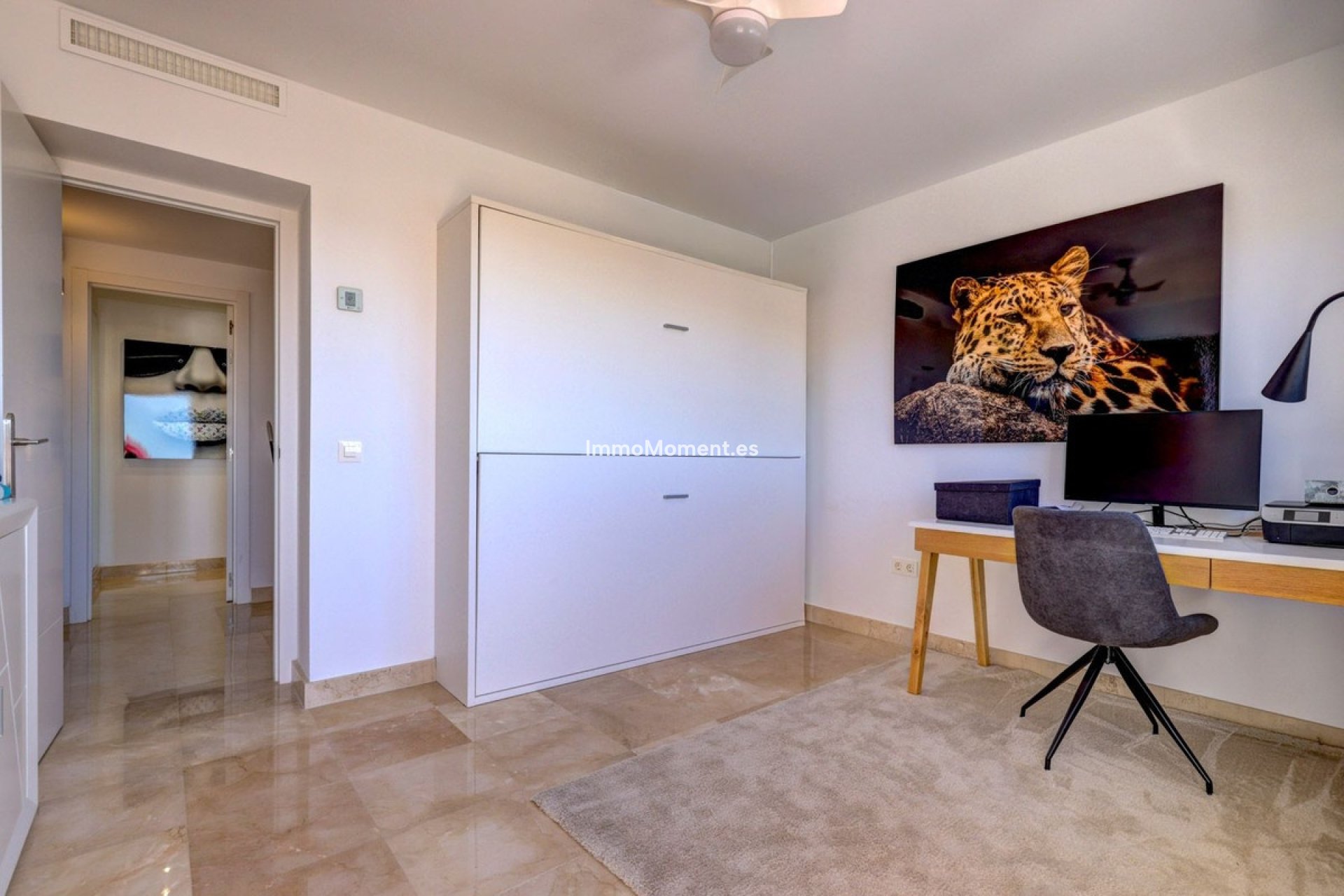 Resale - Apartment - Benahavís - Benahavís Centro