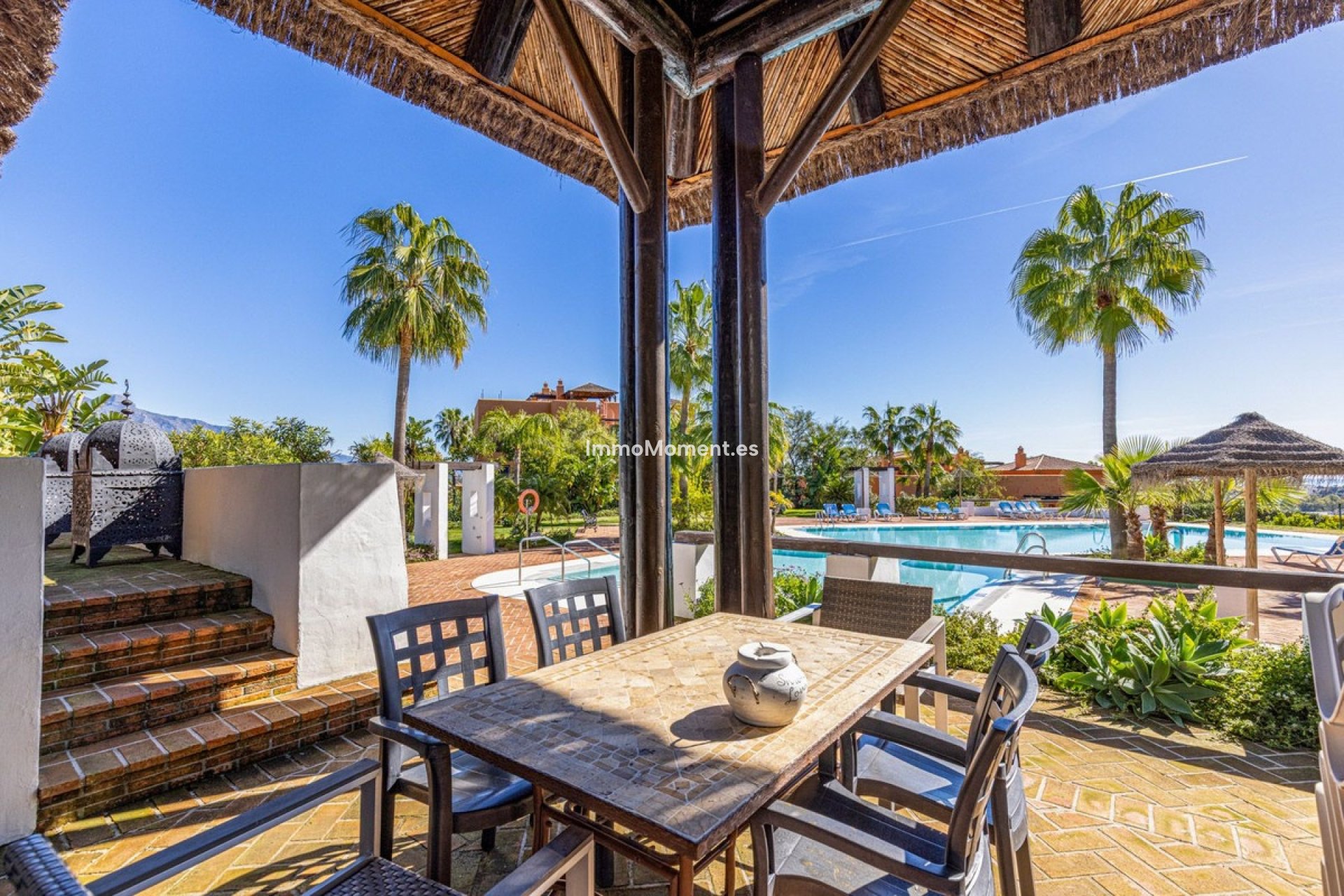 Resale - Apartment - Benahavís - Benahavís Centro