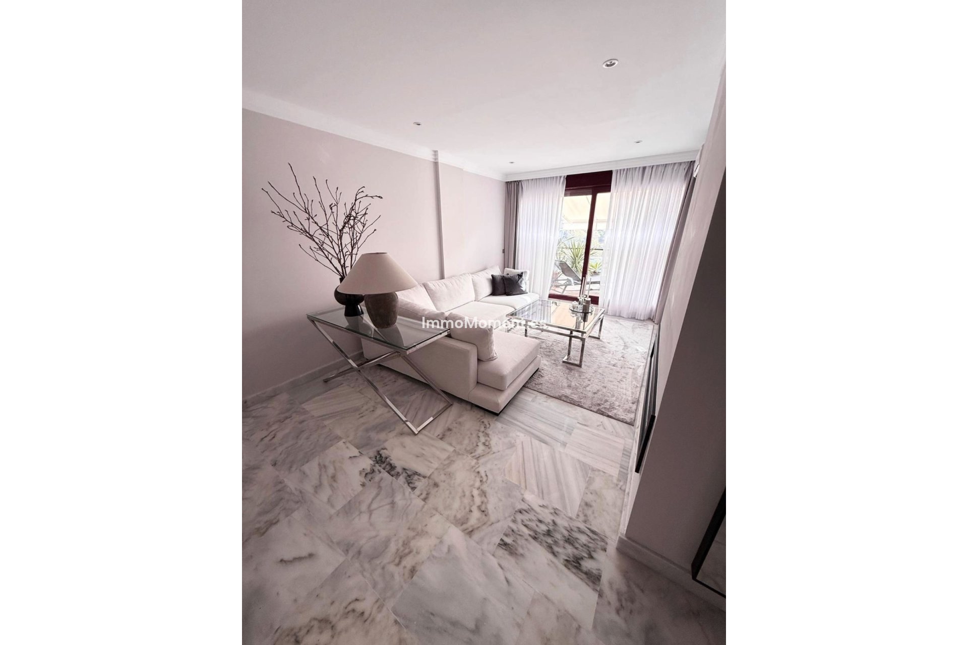 Resale - Apartment - Benahavís - Benahavís Centro