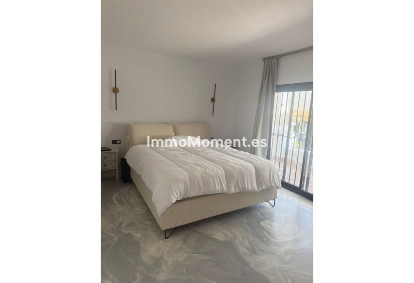 Resale - Apartment - Benahavís - Benahavís Centro