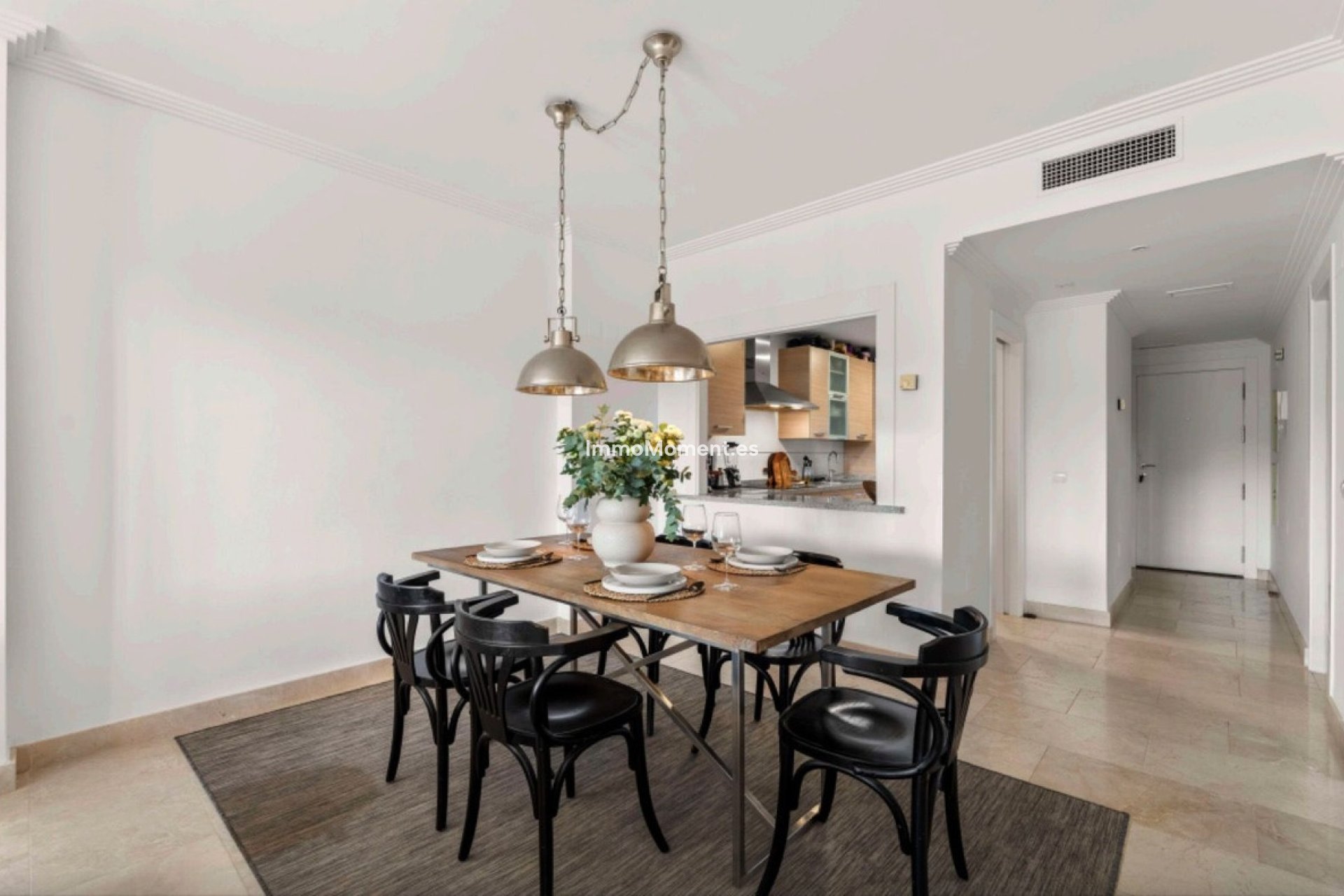 Resale - Apartment - Benahavís - Benahavís Centro