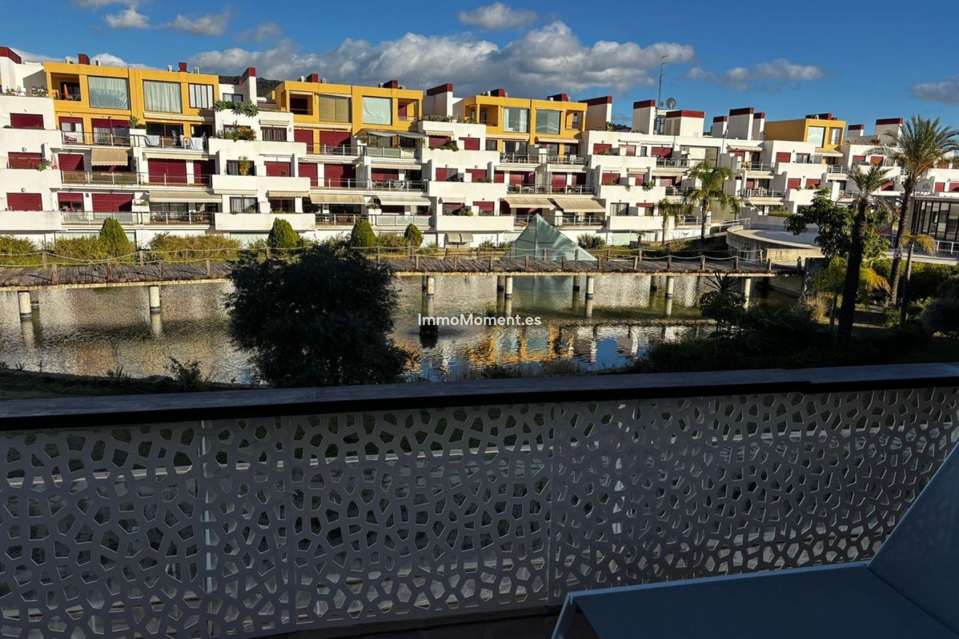 Resale - Apartment - Benahavís - Benahavís Centro