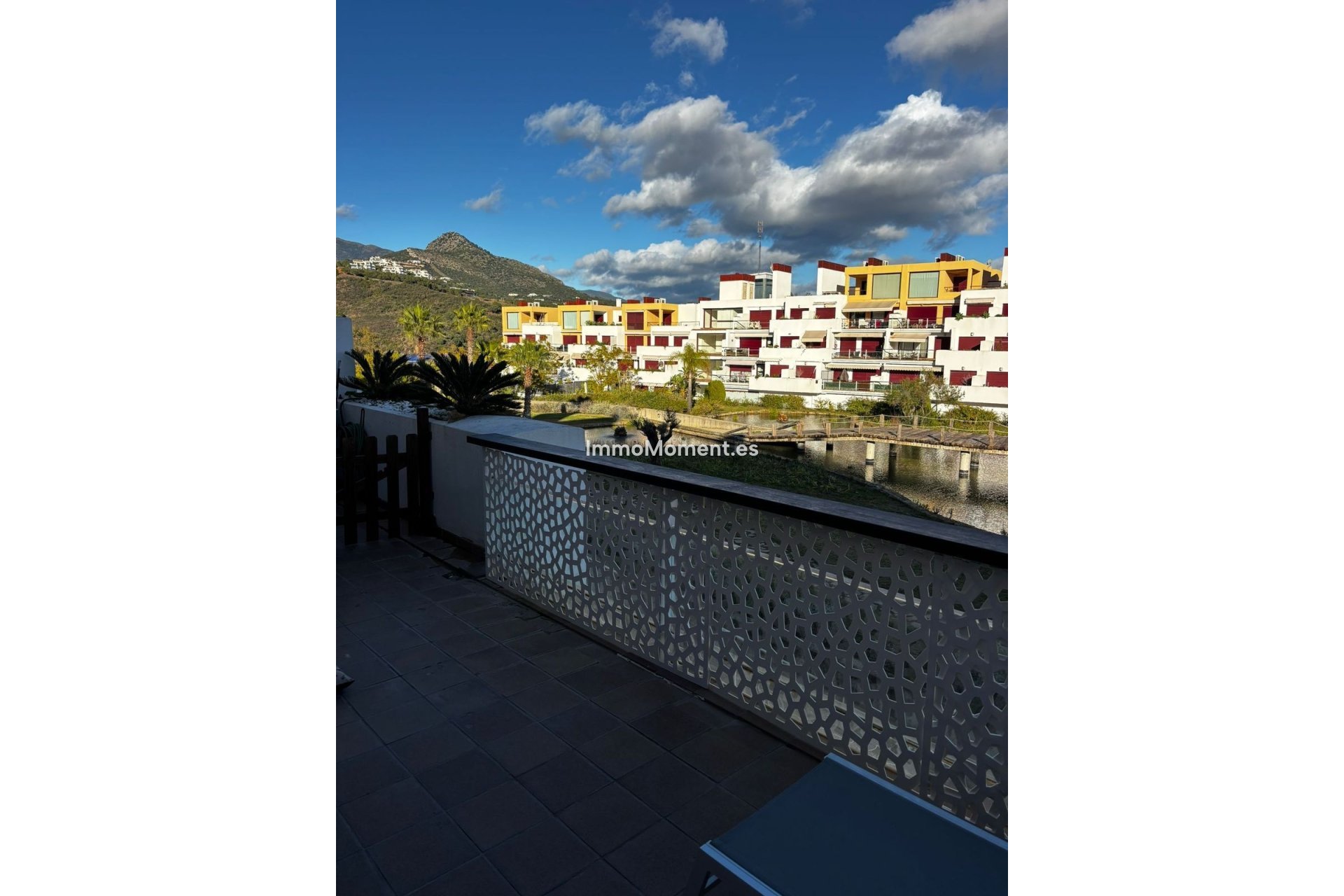 Resale - Apartment - Benahavís - Benahavís Centro