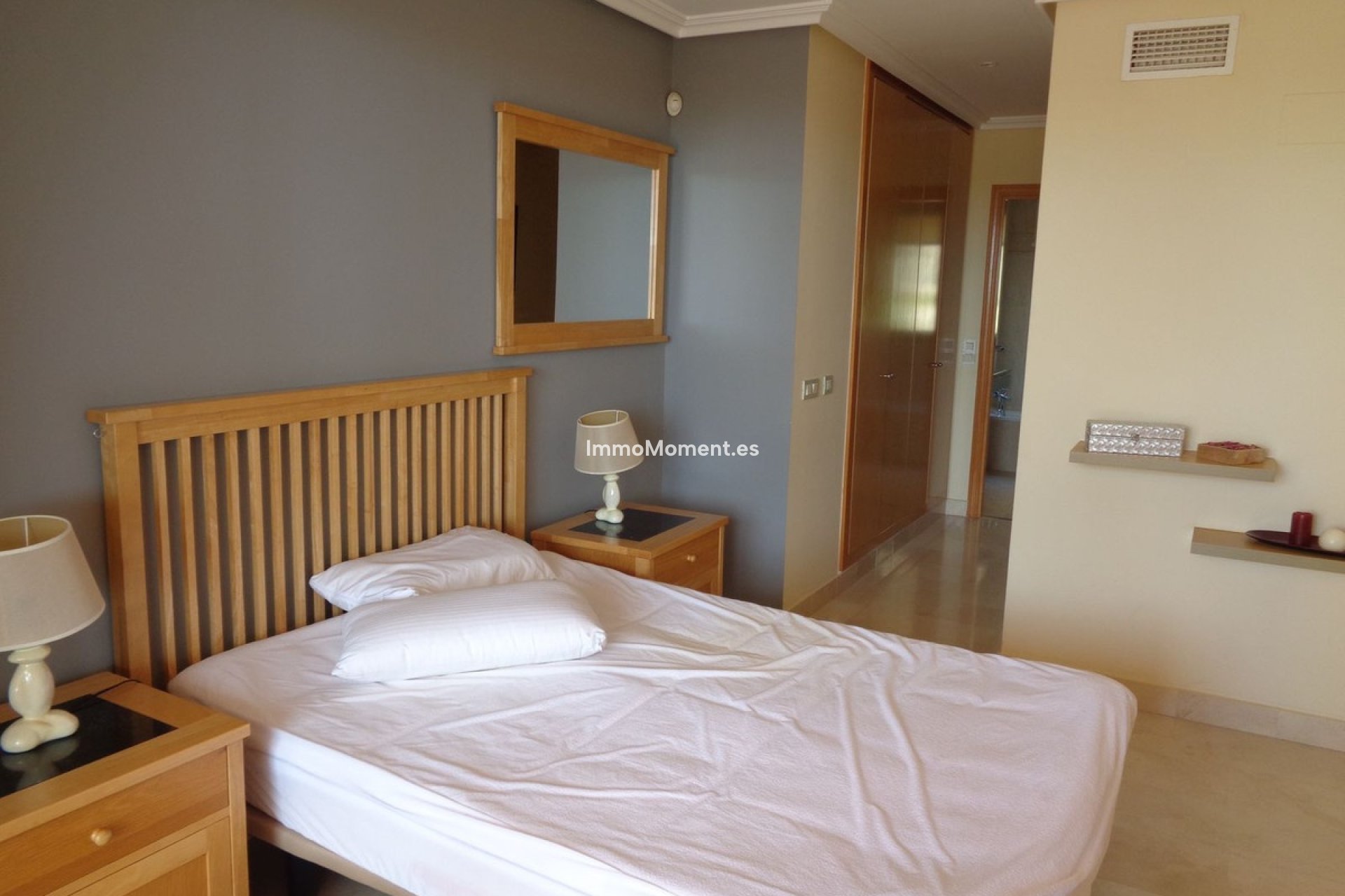 Resale - Apartment - Benahavís - Benahavís Centro