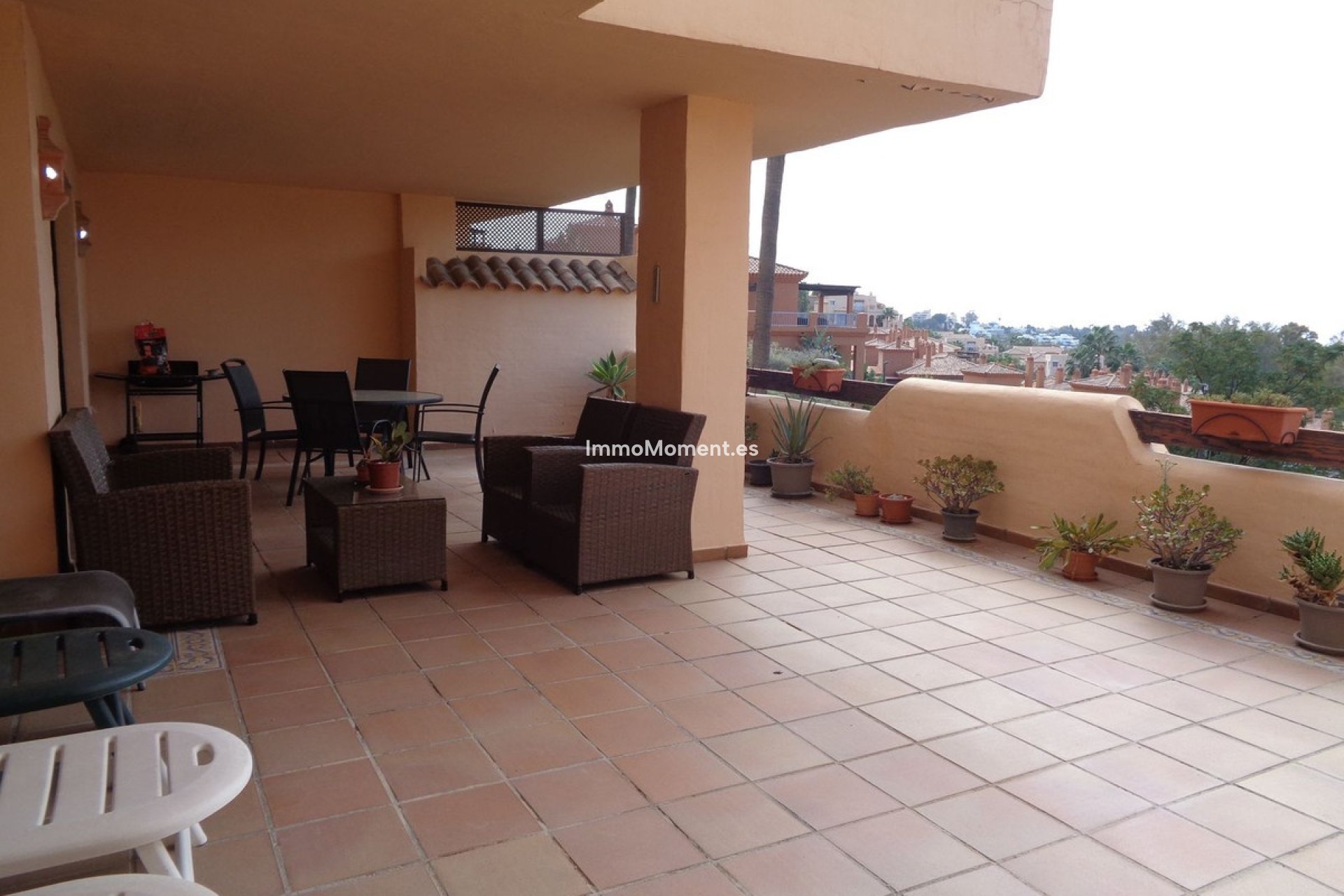 Resale - Apartment - Benahavís - Benahavís Centro