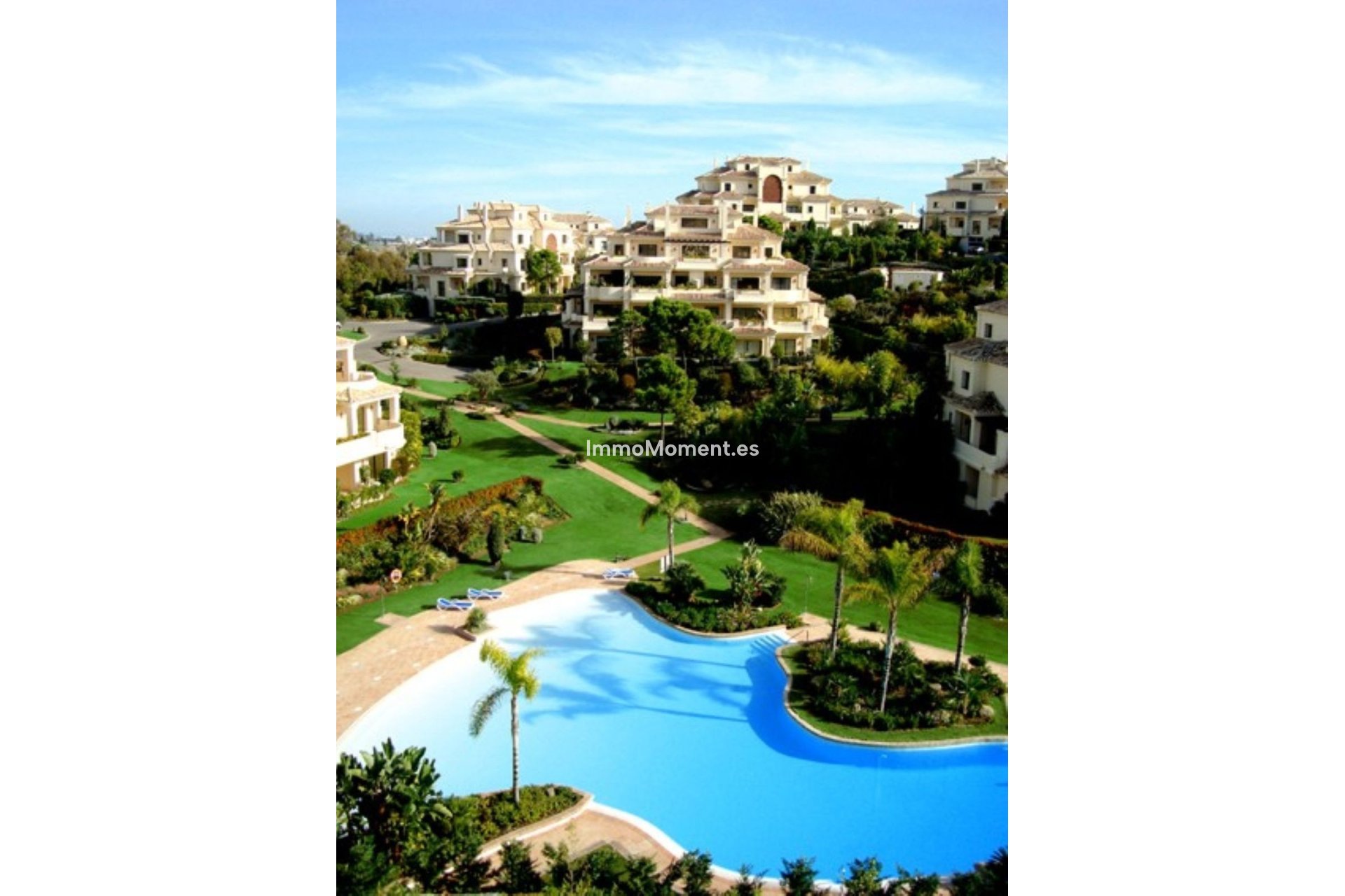 Resale - Apartment - Benahavís - Benahavís Centro