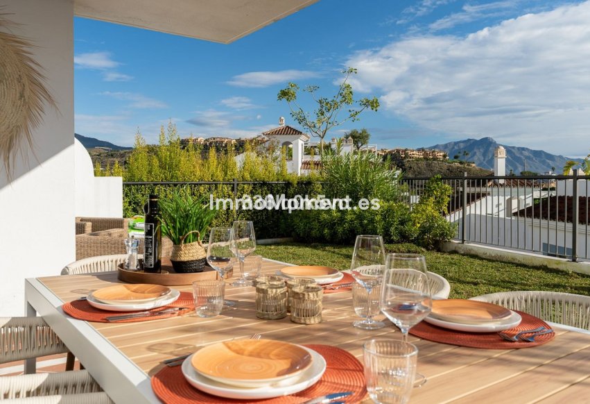 Resale - Apartment - Benahavís - Benahavís Centro