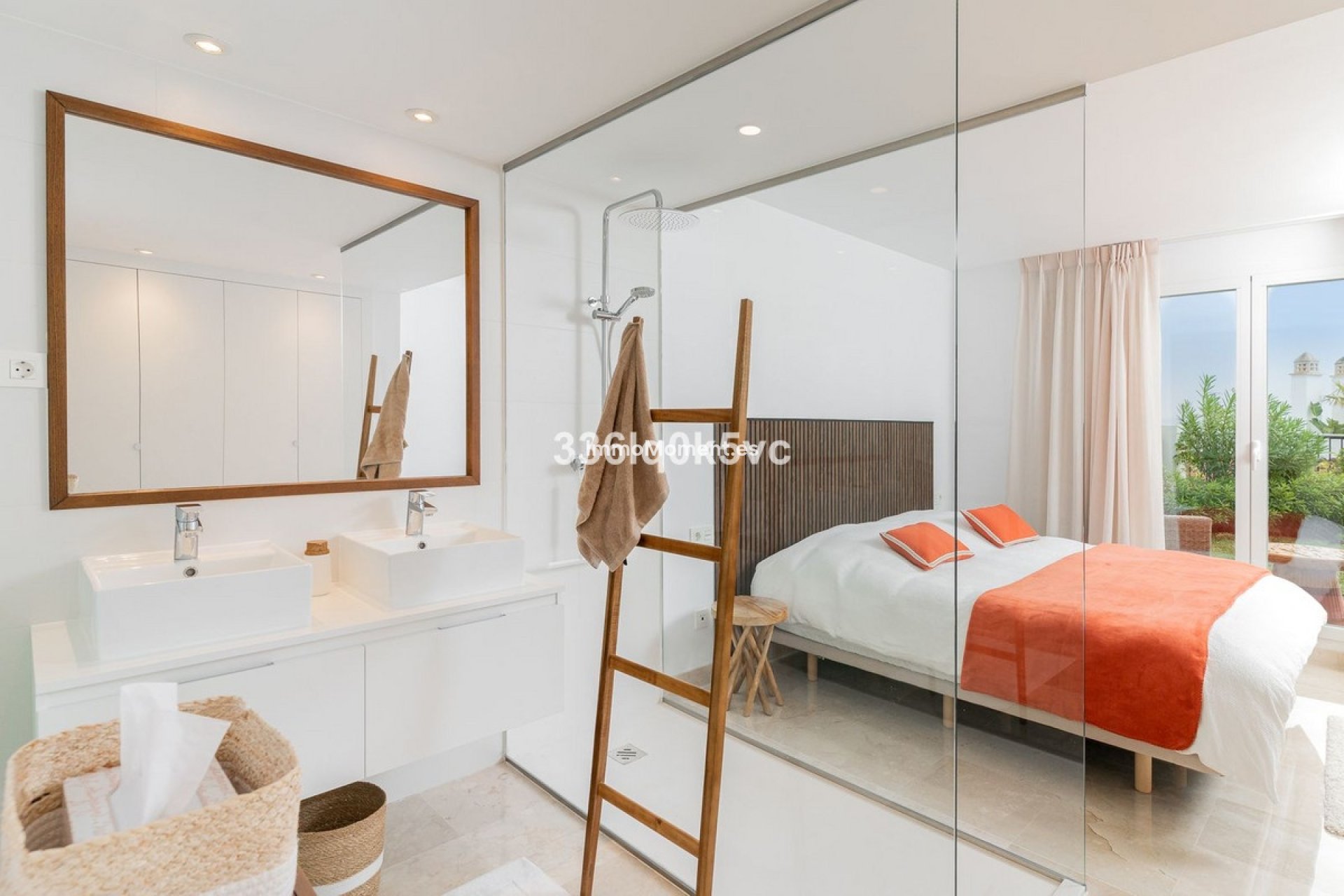 Resale - Apartment - Benahavís - Benahavís Centro