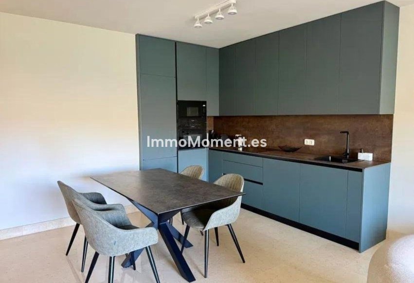 Resale - Apartment - Benahavís - Benahavís Centro