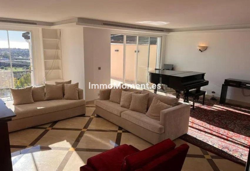 Resale - Apartment - Benahavís - Benahavís Centro