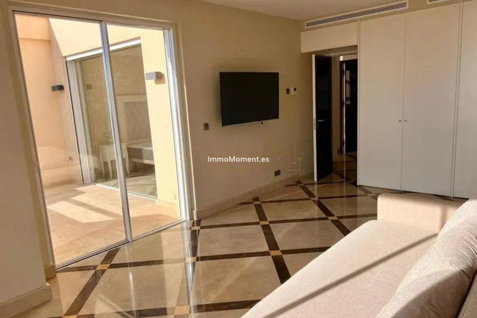 Resale - Apartment - Benahavís - Benahavís Centro