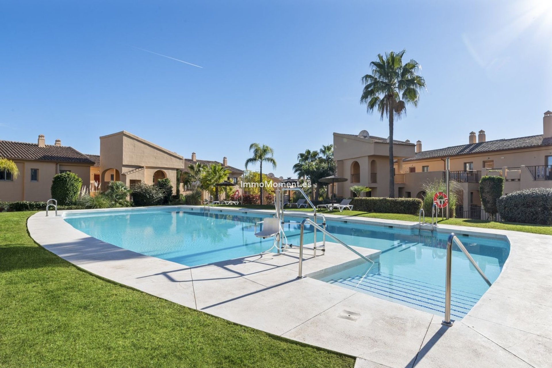 Resale - Apartment - Benahavís - Benahavís Centro