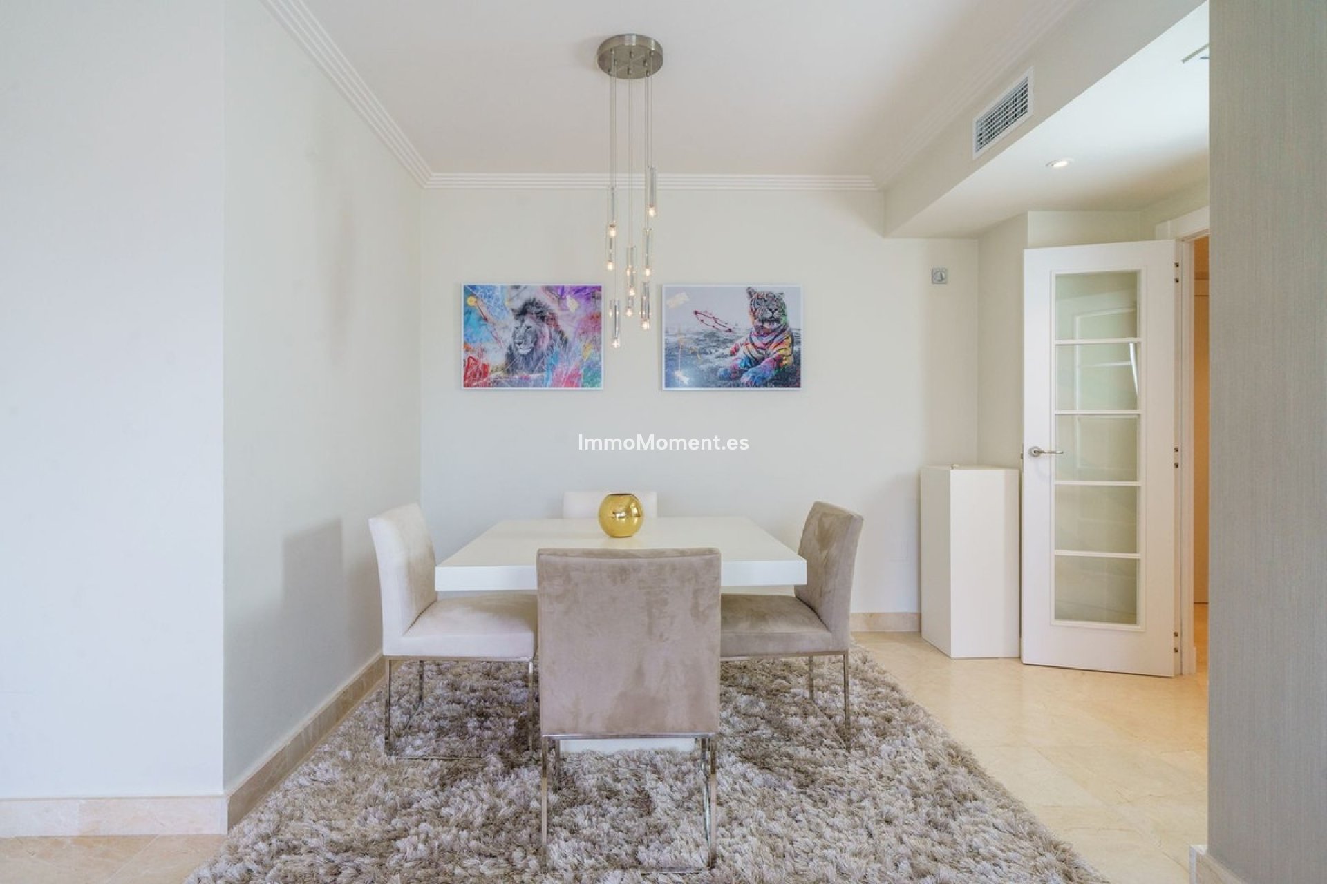 Resale - Apartment - Benahavís - Benahavís Centro