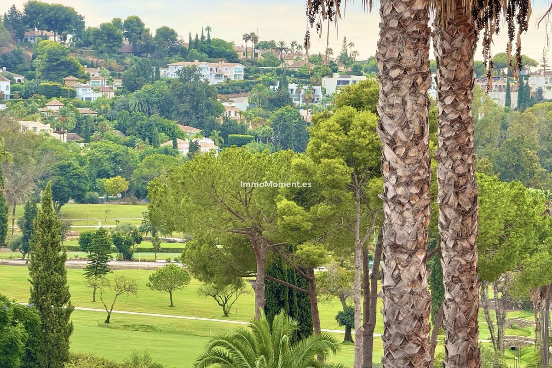 Resale - Apartment - Benahavís - Benahavís Centro