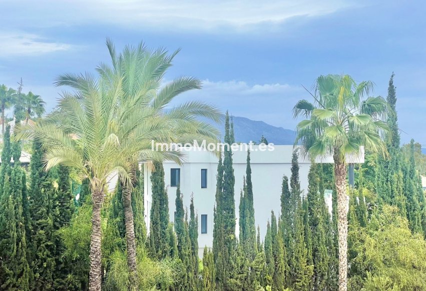 Resale - Apartment - Benahavís - Benahavís Centro