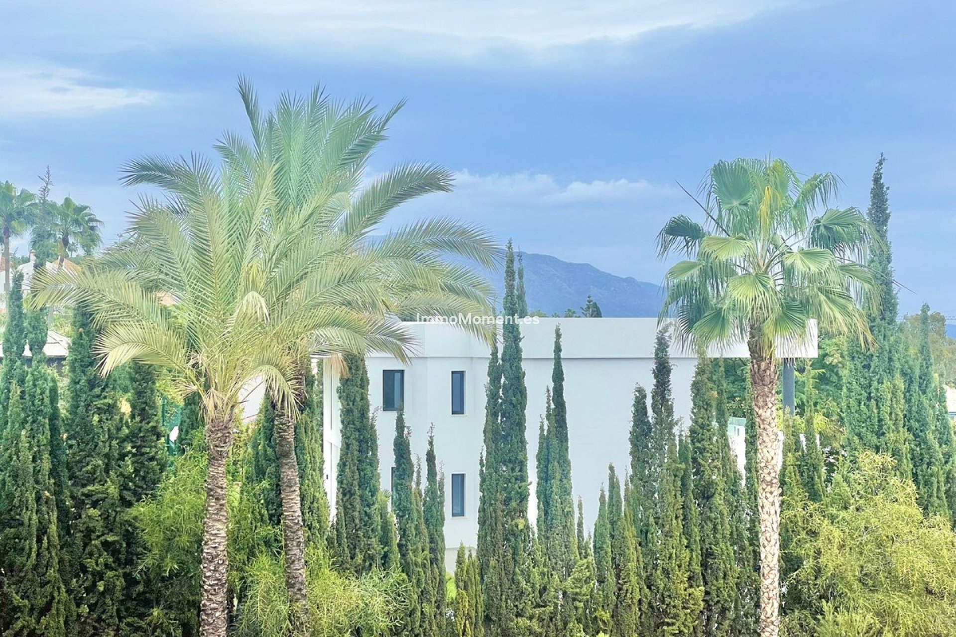 Resale - Apartment - Benahavís - Benahavís Centro