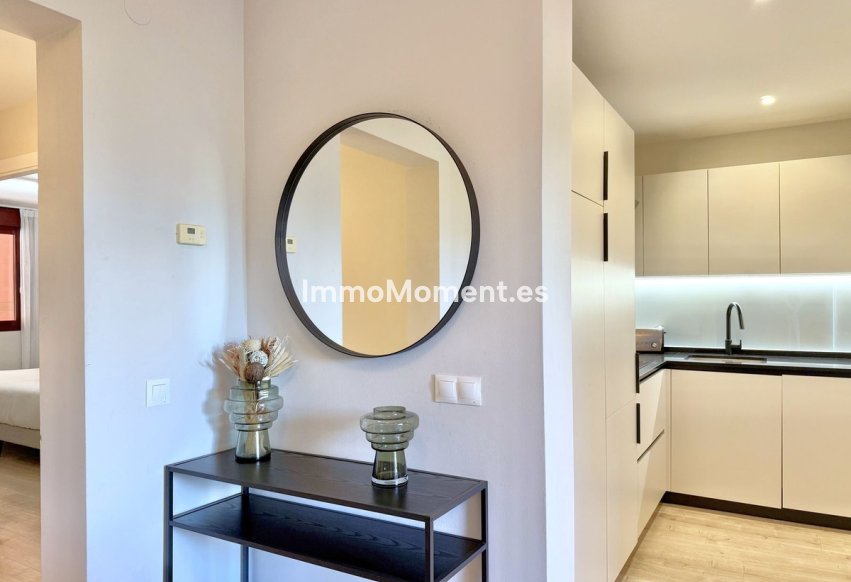 Resale - Apartment - Benahavís - Benahavís Centro