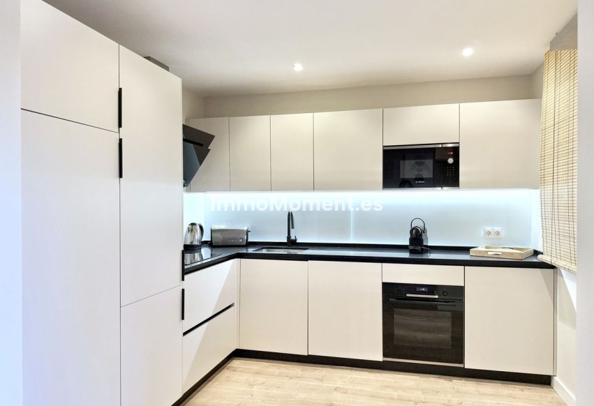 Resale - Apartment - Benahavís - Benahavís Centro